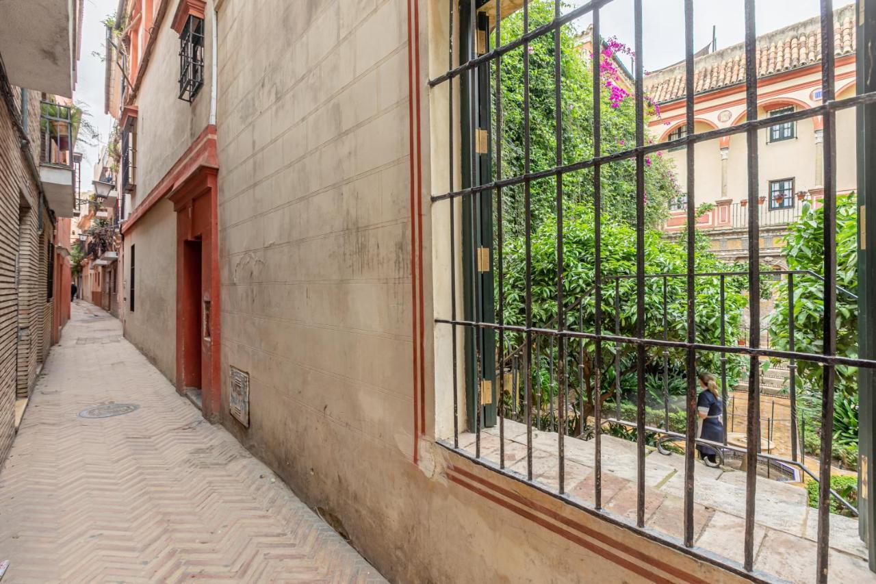 Avanti La Juderia, Vive Sevilla Con Los Cinco Sentidos Exterior photo